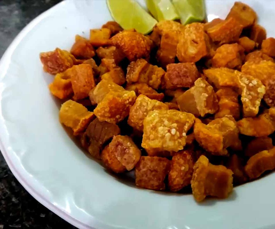 como-fazer-torresmo-rapido-e-sem-sujeira