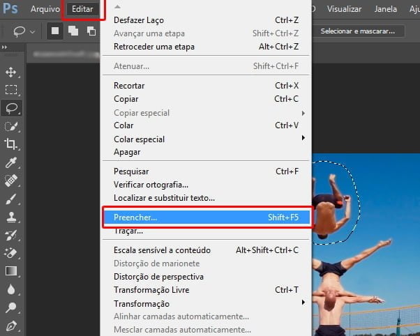 ferramenta preencher photoshop retirar pessoas foto