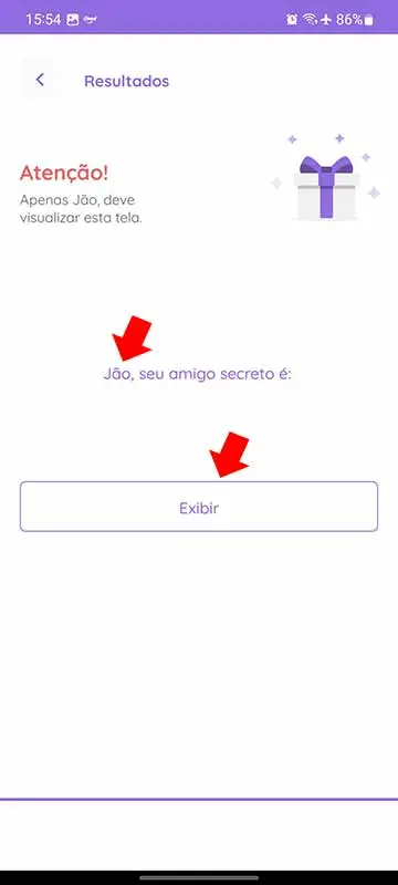 Exibindo o nome do amigo secreto no sorteio presencial por aplicativo para celular.